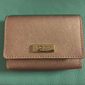 Kate Spade Newbury Large Holly Card Case in Rosegold NWT